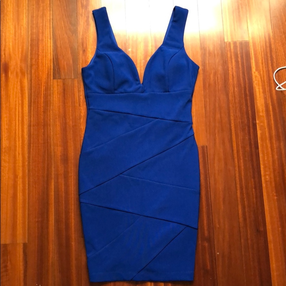 Blue bodycon bandage dress
